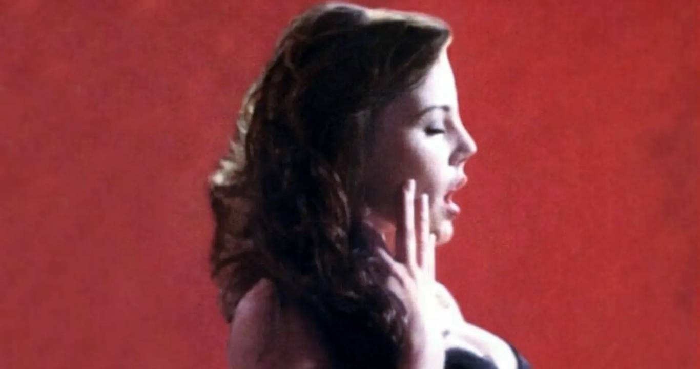 Emmanuelle: First Contact