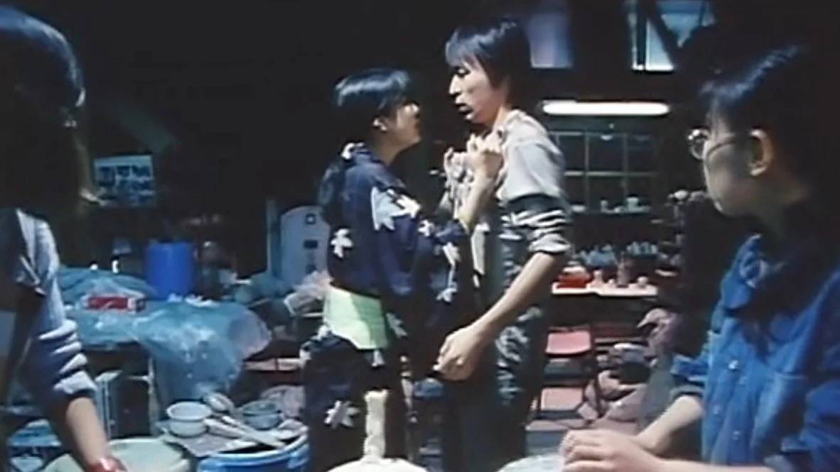 Teachers of Sexual Play: Modelling Vessels with the Female Body